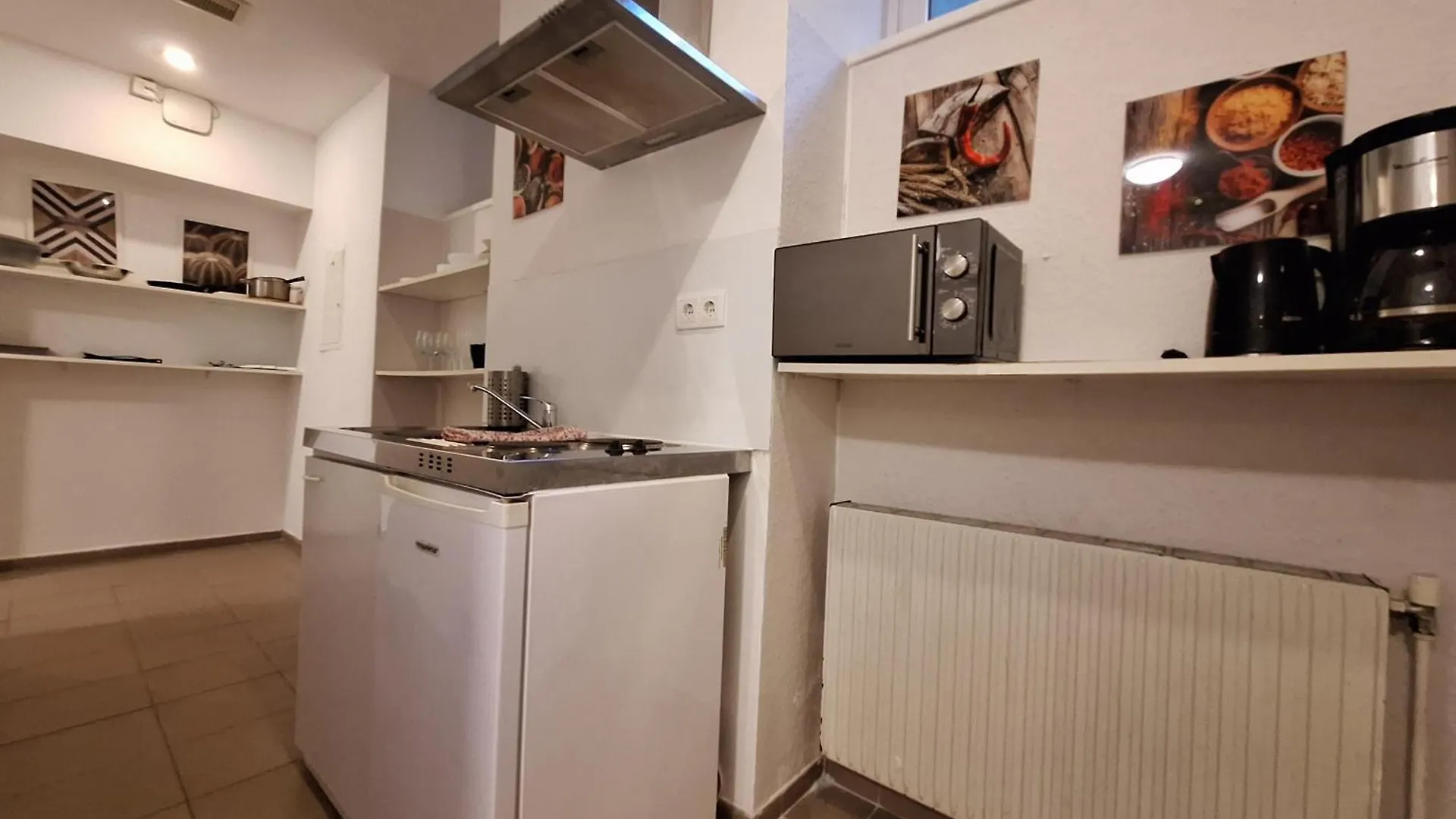 Urban Living Josefstadt - Roadhouse Apartments Vienna Aparthotel