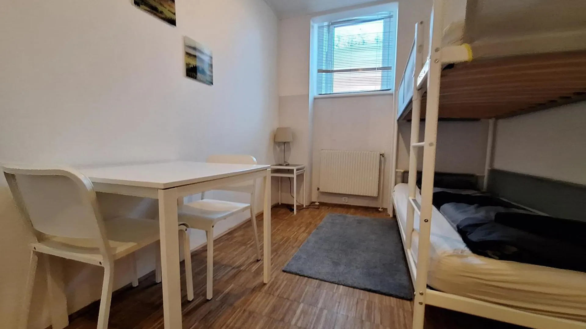 Aparthotel Urban Living Josefstadt - Roadhouse Apartments Vienna