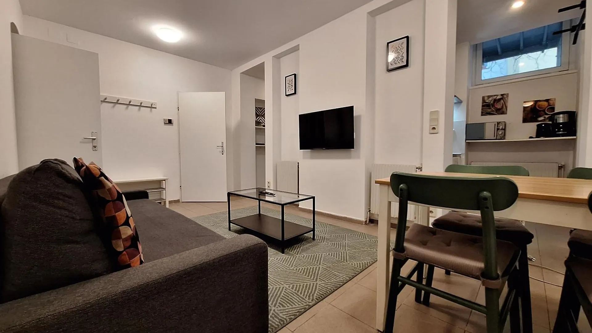 Urban Living Josefstadt - Roadhouse Apartments Vienna