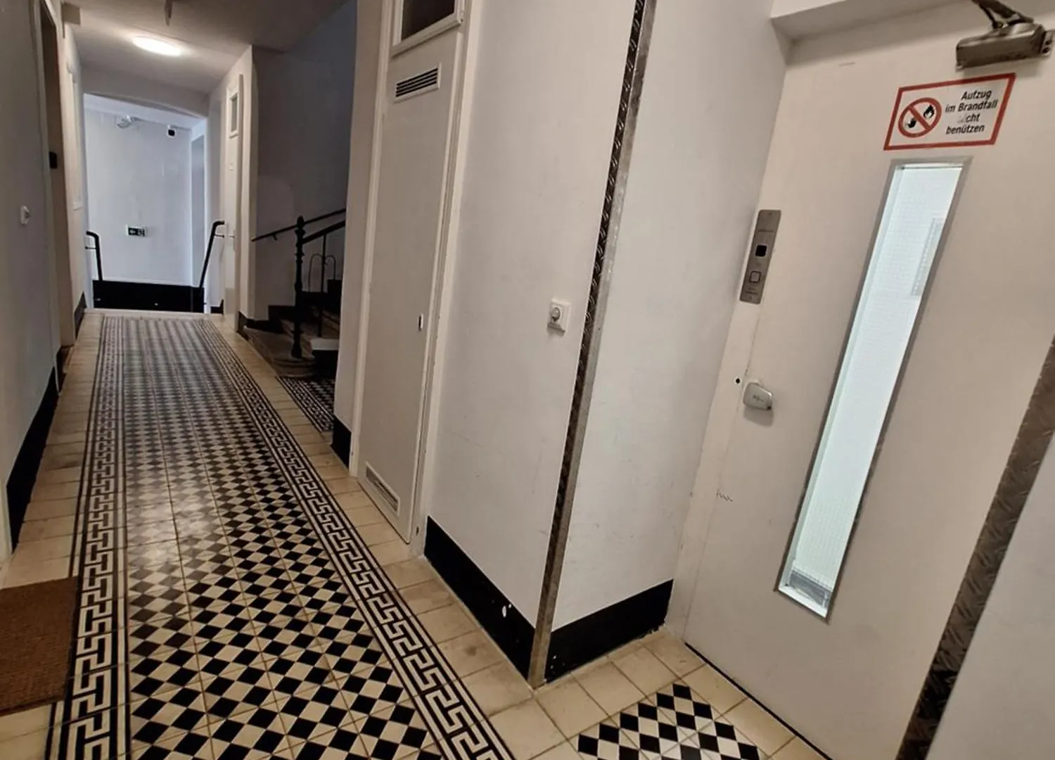 Urban Living Josefstadt - Roadhouse Apartments Vienna