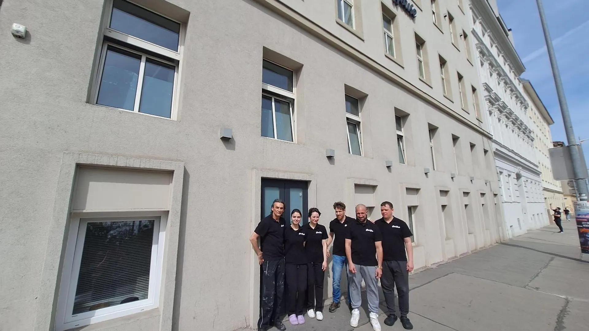 Urban Living Josefstadt - Roadhouse Apartments Vienna Austria
