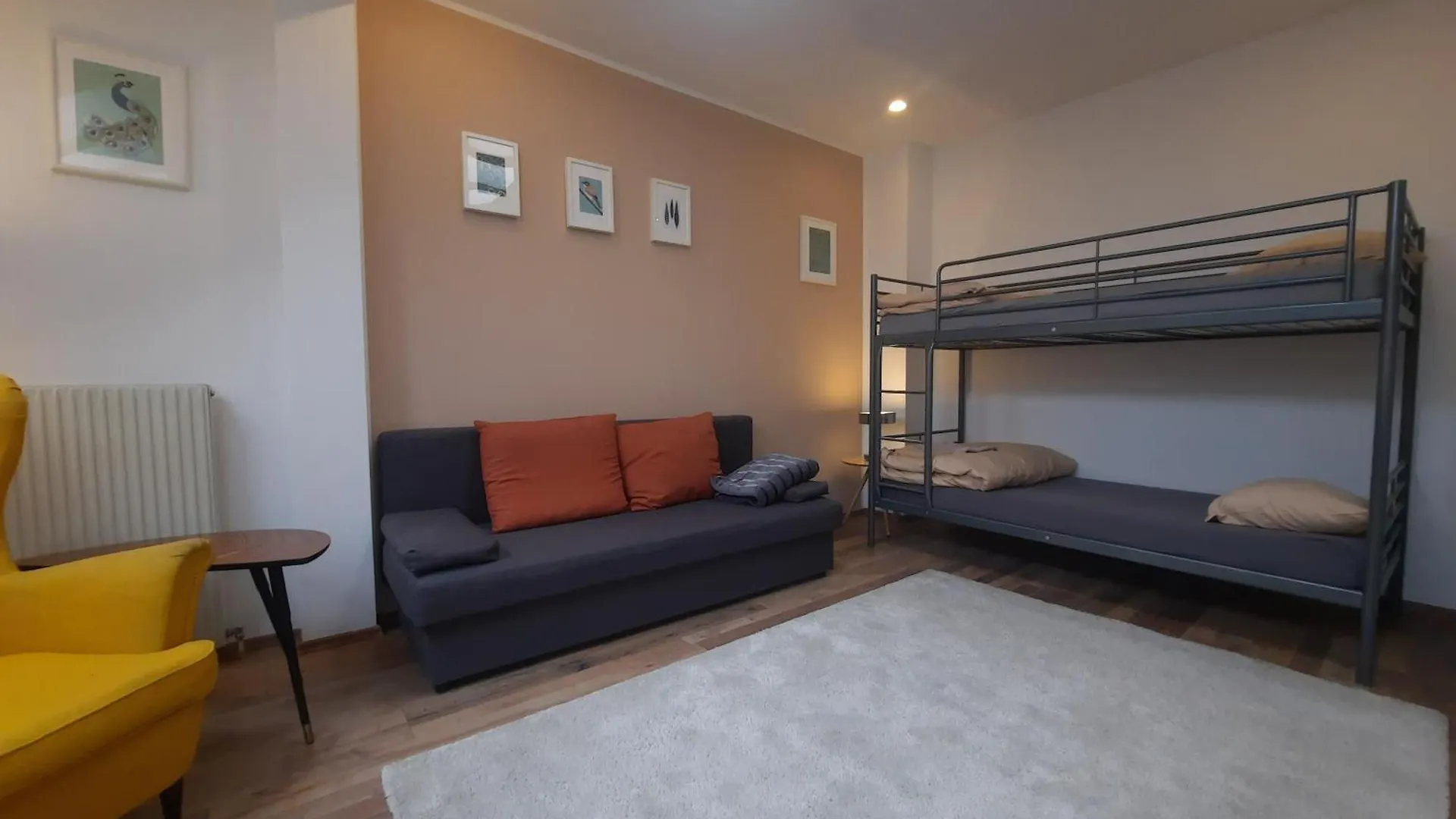Urban Living Josefstadt - Roadhouse Apartments 维也纳 0*,